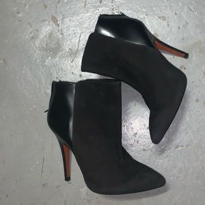 Zara womens blk booties size 40 / 9.5